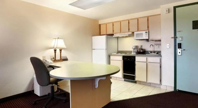 Двухместный люкс c 1 комнатой Allure Suites of Fort Myers