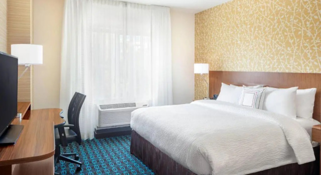 Номер Standard Fairfield Inn & Suites by Marriott North Bergen