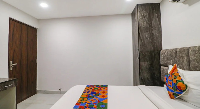 Via Roadway Inn, Забронировать Отель Отели Нью-Дели с завтраком, Завтраки