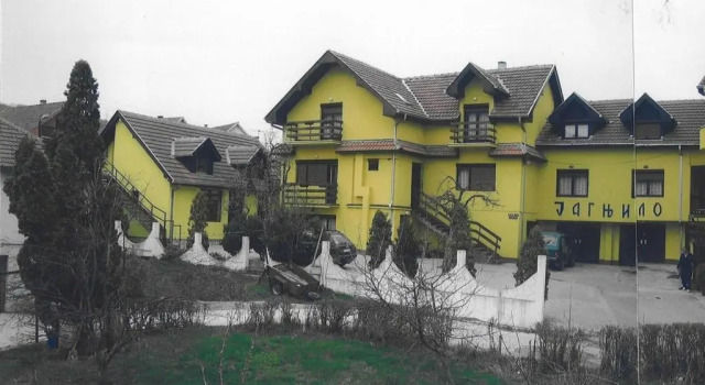 UTR Jagnjilo 1986, Buchen Sie Hotel  