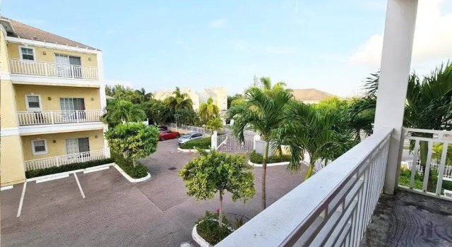 Luxury Condo at Venito, Rezerwuj Hotel Nassau New Providence