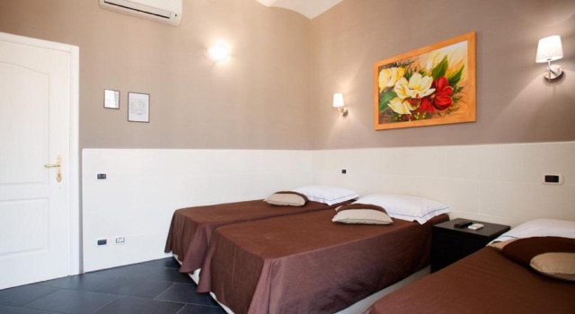 Трёхместный номер Economy Hotel Indipendenza