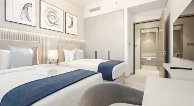 Апартаменты SML Vacation Homes - Sky High Apartments with Burj Khalifa and Dubai Fountain Views at Grande Signature, Downtown Dubai