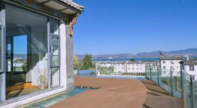 Dali Bright Moon Over Mountains & Sea · Sea View Garden Resort Guesthouse, Boek Resort Dali Yunnan