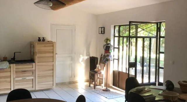 Le Pavillon Vert - B&B, Book Bed and Breakfast Hoteller i Vaucluse med parkering, Parkering