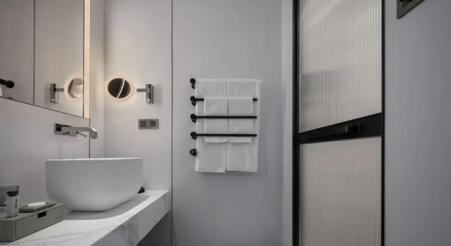 Standard Doppel Zimmer mit Blick auf den Innenhof 钓鱼台毕加索酒店