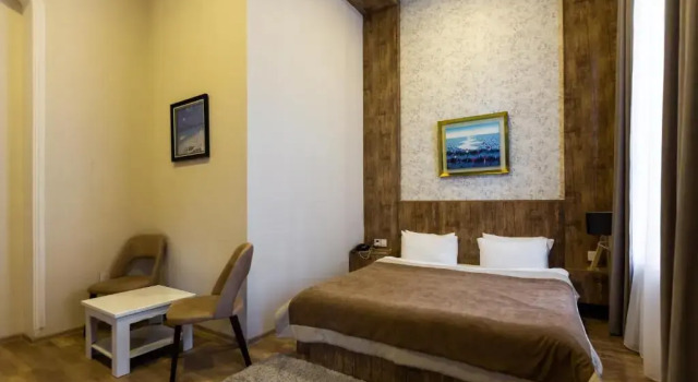 Двухместный номер Standard с балконом Royal Palace Hotel Baku