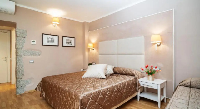 Трёхместный номер Hotel Centrale