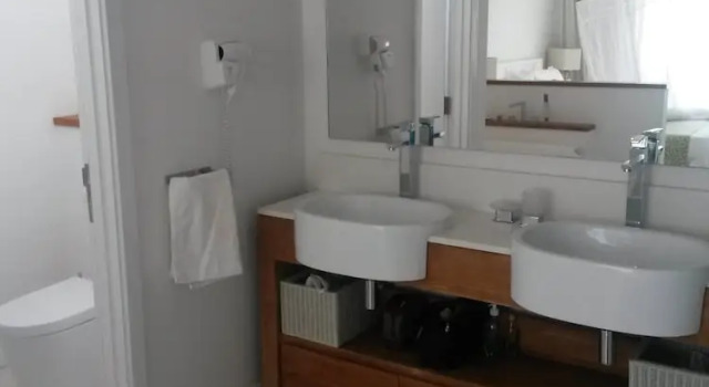 Апартаменты с 2 комнатами с балконом и с видом на горы Appartement De Charme, West Island, Rivière Noire