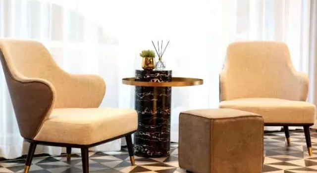 Homeinn Plus Hotel (Xuzhou Xinyi High-Speed Railway Station), Prenota Hotel Xinyi Jiangsu