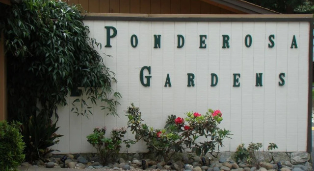 Ponderosa Gardens Motel, Rezerwuj Motel Paradise Kalifornia