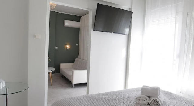 Полулюкс Johns Hotel