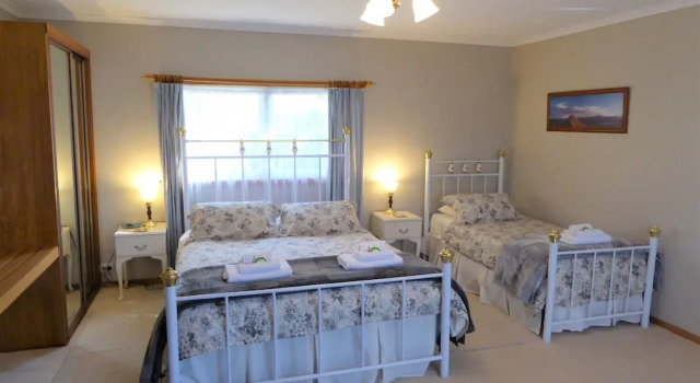 Tamar River Retreat, Buchen Sie Hotel Hotels in Kayena mit Parkplatz, Parkplätze