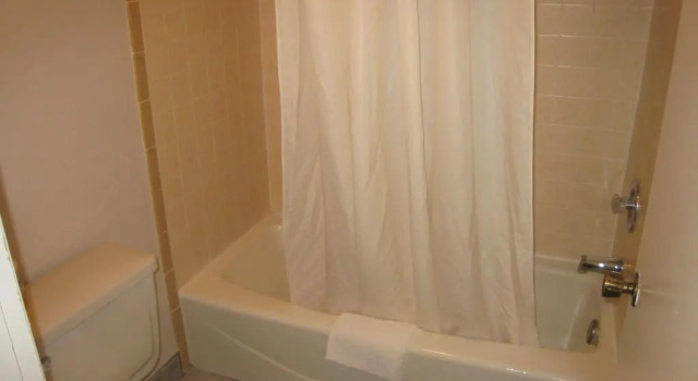 Четырёхместный номер Standard Motel 8 Maricopa
