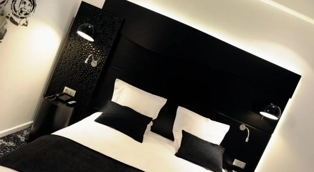 Четырёхместный номер Superior Kyriad Prestige Perpignan Centre Gare