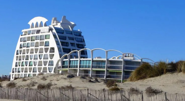 Poséidon, Book Hotel La Grande-Motte Camargue