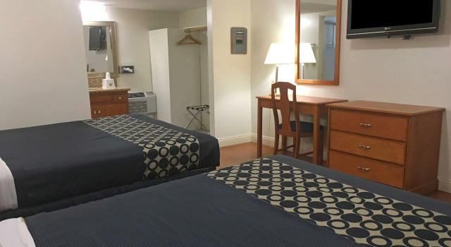 Четырёхместный номер Standard Americas Best Value Inn Beaumont, CA