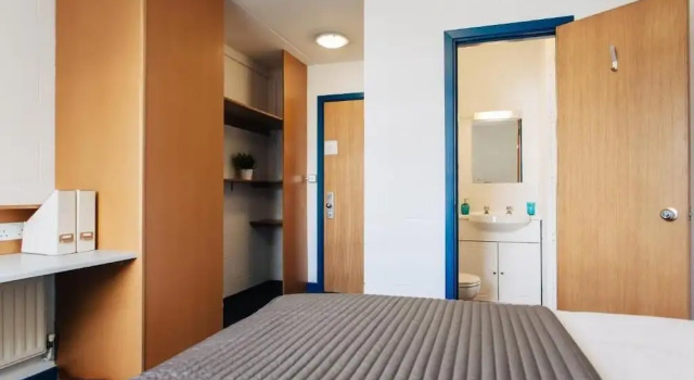 Апартаменты DCU Apartments