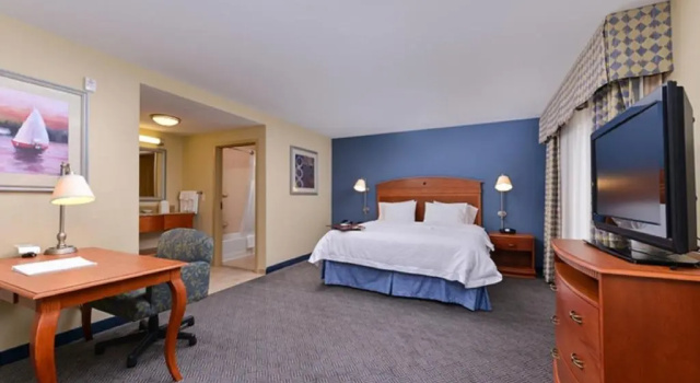 Студия Hampton Inn Evanston