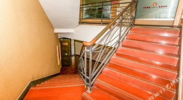 Chuxiong Du Shangxilou Hotel