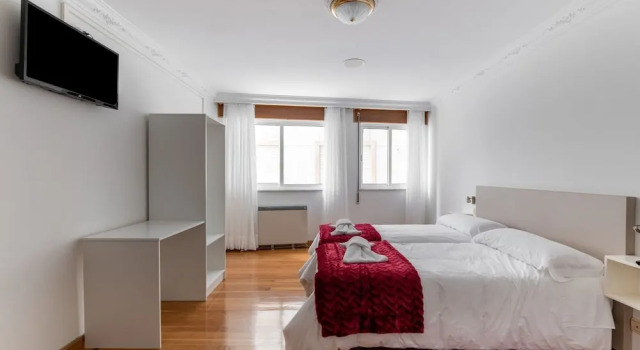 Lovely Apartment in Ribadeo near Playa de Penarronda, Book Apartment Ribadeo 