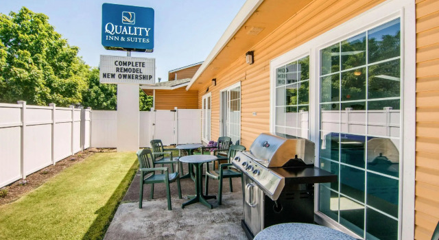 Двухместный номер Standard Quality Inn & Suites Albany Corvallis