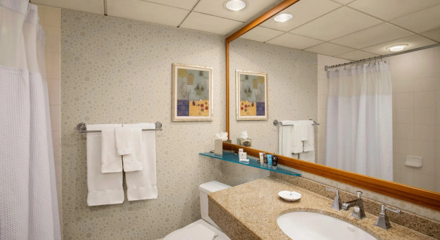 Двухместный люкс c 1 комнатой Crowne Plaza San Francisco Airport by IHG