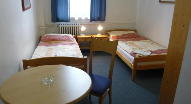 Standardowy dwuosobowy pokój Hotel Hasa