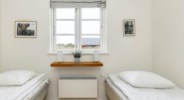 4 Star Holiday Home in Nysted, Book Feriehus Hoteller i Lolland med parkering, Parkering