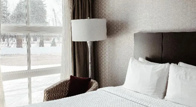 Люкс Standard Crowne Plaza Chicago SW - Burr Ridge by IHG