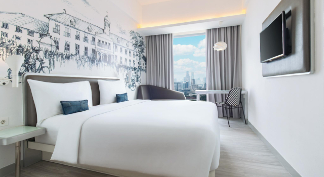 YELLO Hotel Harmoni Jakarta