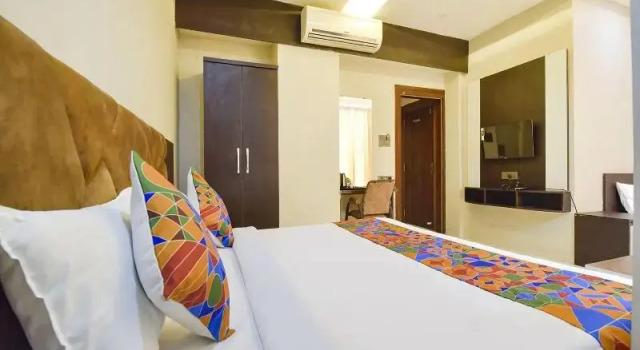 Fabhotel Utsah, Забронировать Отель Отели штата Махараштры 3 звезды, 3*