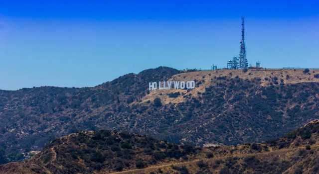 Hollywood Proper Residences, Забронировать Отель Отели Голливуда с парковкой, рядом с Здание "Кэпитол Рекордс", Парковка