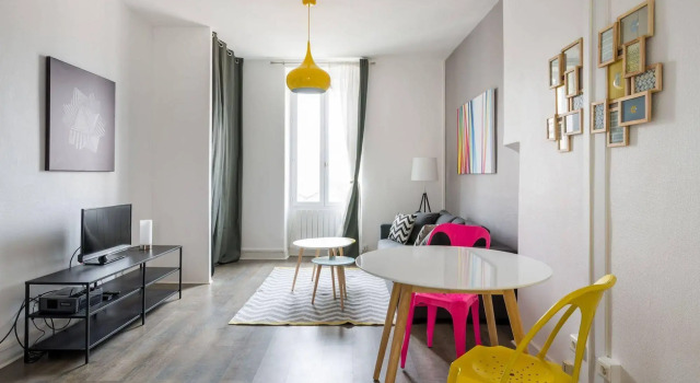 Appartement Lyon Villeurbanne - Enjoy in Lyon, Prenota Appartamento Appartamenti a Rodano, Appartamento