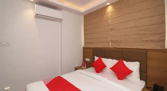 White Castle By OYO Rooms, Prenota Hotel Calcutta 