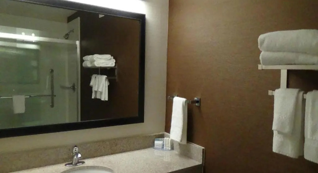 Четырёхместный номер Standard Fairfield Inn & Suites by Marriott Atlanta Buford/Mall of Georgia