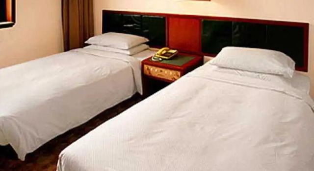 Overseas Chinese Hotel Hangzhou, Забронировать Отель Отели Ханчжоу с бассейном, рядом с Bai Causeway, Бассейн