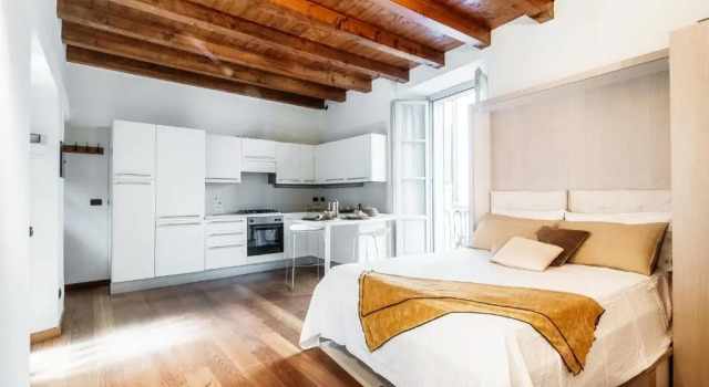 Del Pero Suite - by MyHomeInComo