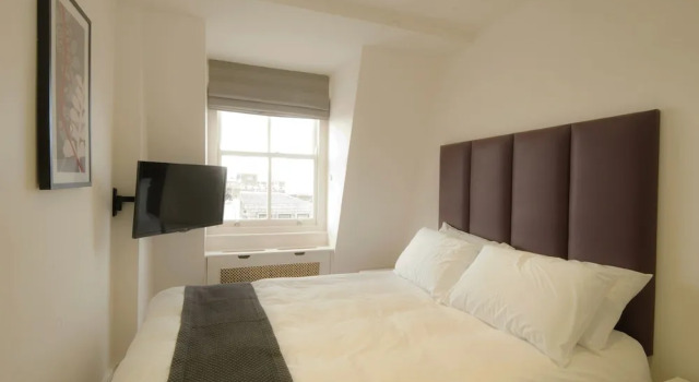Oxbridge Apartments