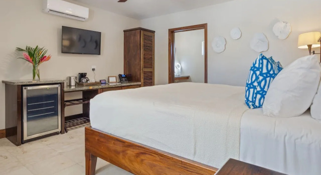 Двухместный номер Deluxe с видом на бассейн Sirenian Bay Resort -Villas & All Inclusive Bungalows