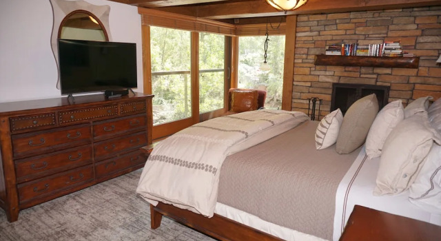 Recently Remodeled Including New Appliances - Corner Unit - River Location 3 Bedroom Condo by RedAwning
