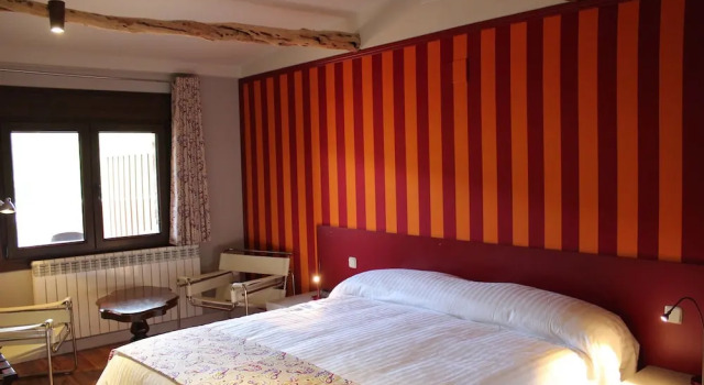 Apartamentos Rurales Sexma del Sabinar, Book Apartment Hotels in Aragon with Parking, Parking