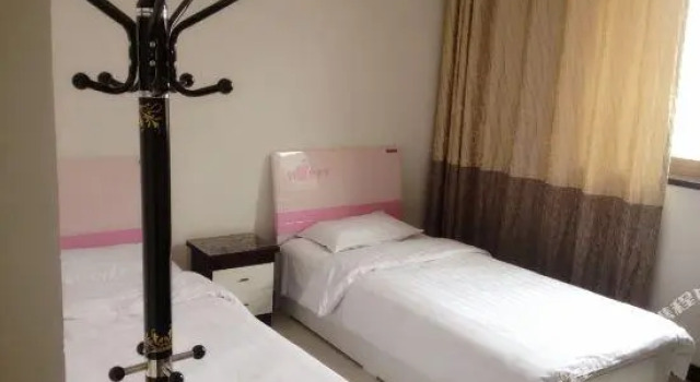 Rujia Express Hotel, Prenota Hotel Fengcheng Liuliang City District