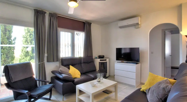 Alluring villa in Benalmádena with private pool
