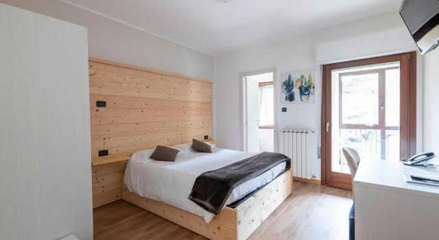 Camera doppia Standard con vista sulle montagne B&B Castello Cimbergo