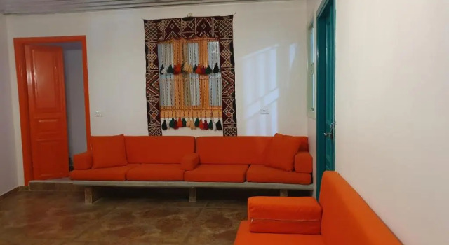 Letto in camerata Damask Rose, Lebanese Guest House
