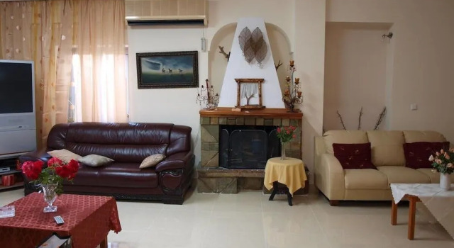 Hotel Pyrgos, Забронировать Отель Кунупидиана Западный Крит