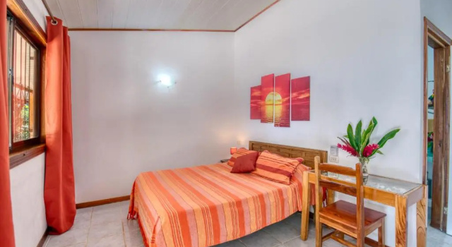 Yucca Beachfront Hotel
