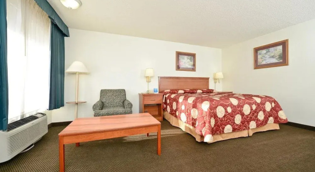 Americas Best Value Inn Oklahoma City At I-35 N