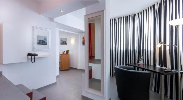Полулюкс Turmhotel Rhein-Main - klimatisierte Apartments